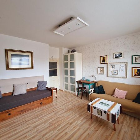 Touch Of History Apartment Bratislava Eksteriør billede