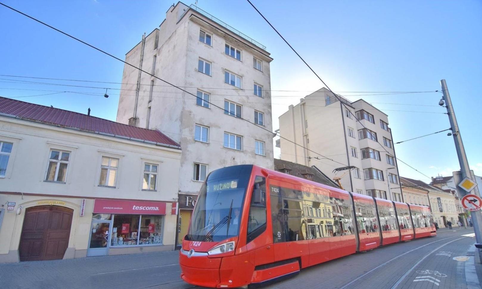 Touch Of History Apartment Bratislava Eksteriør billede