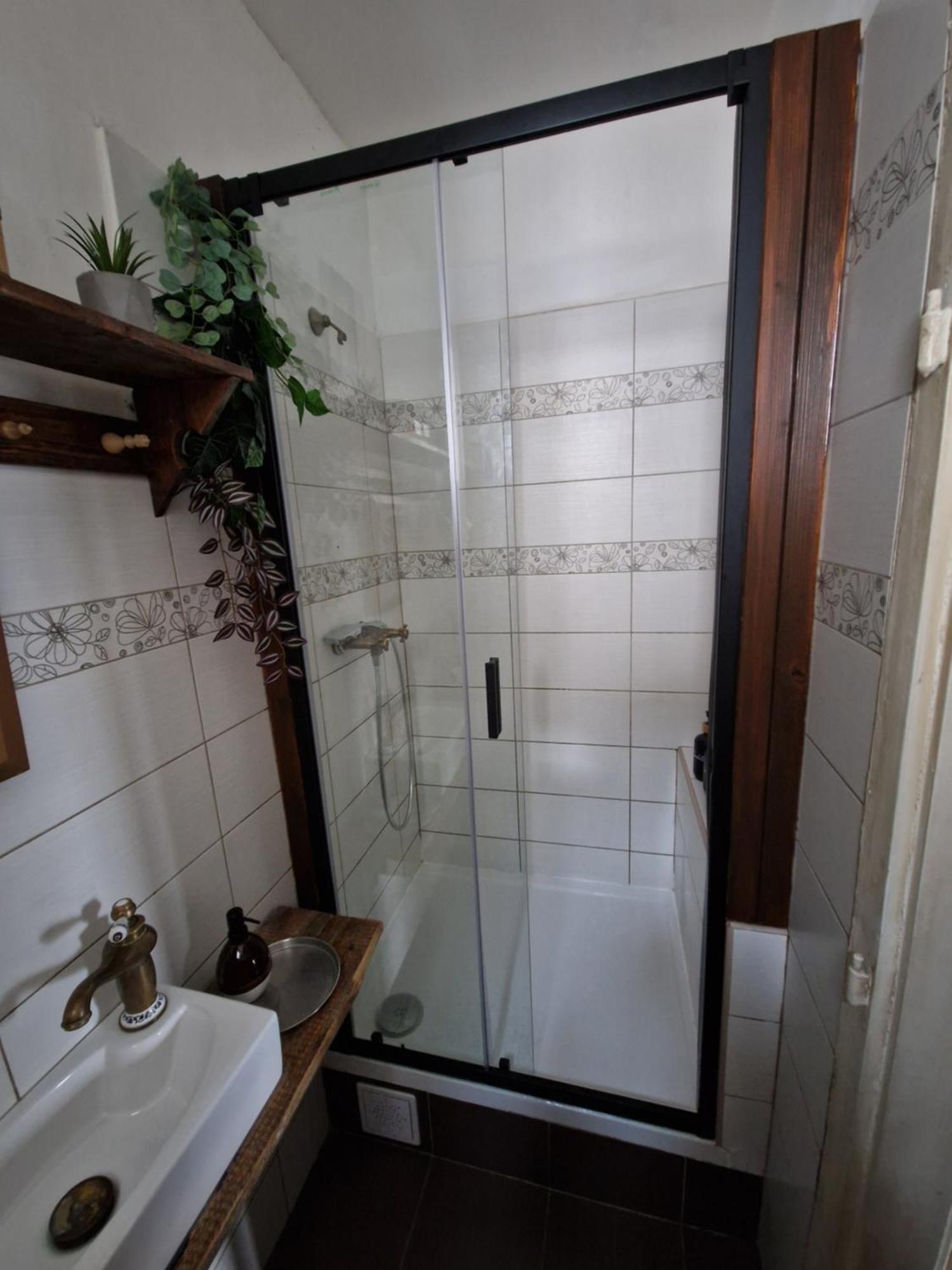 Touch Of History Apartment Bratislava Eksteriør billede
